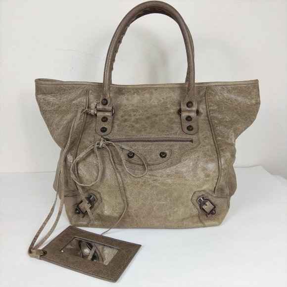 Balenciaga Handbags - Balenciaga "Sunday" Classic Hardware Tote